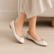 Women's Minimalist Leather Ballet Flats - Image 3